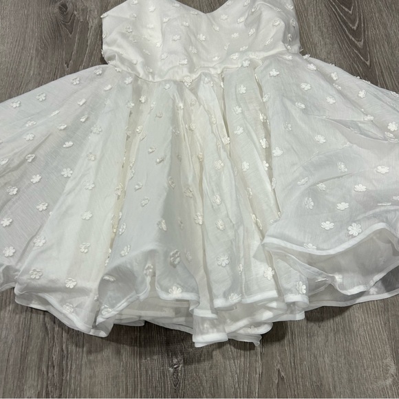 Helen O'Connor Paper Daisy 3D Flower Mini Ivory Dress BHLDN - Picture 3 of 8